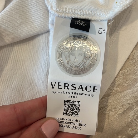 Authentic Versace kids teeshirt - Picture 5 of 6